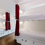 אכסניה Lisbon South אלמאדה