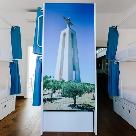 Lisbon South Hostal Almada