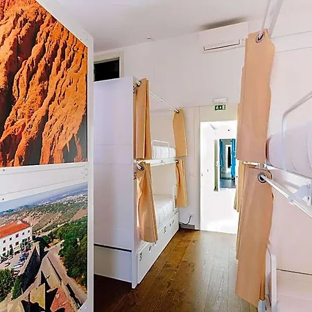 Hostel Lisbon South *