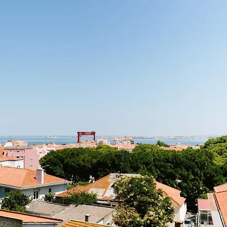 Hostel Lisbon South