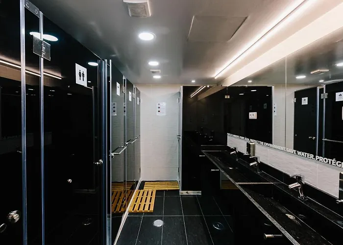 Lisbon South Hostel Almada