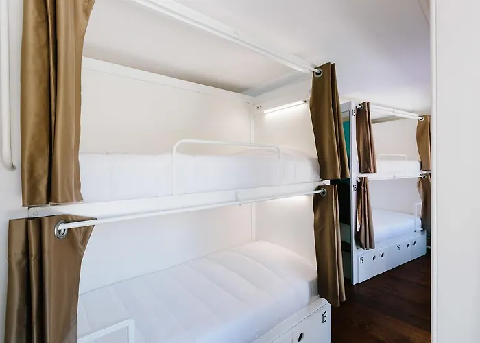 Hostel Lisbon South *