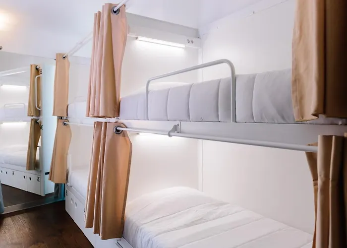 Lisbon South Hostel